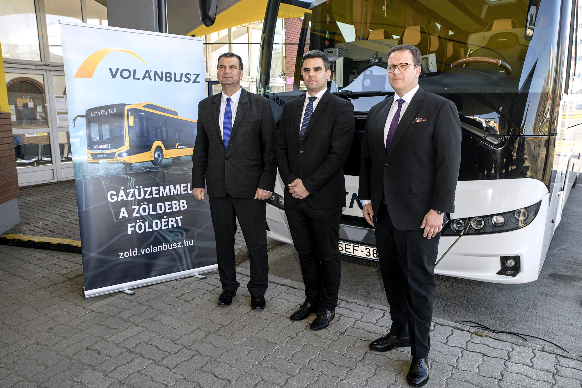 CNG buszok Zalaegerszeg Volanbusz 20220324 01 Vigh Laszlo Gecse Peter Dr Pafferi Zoltan