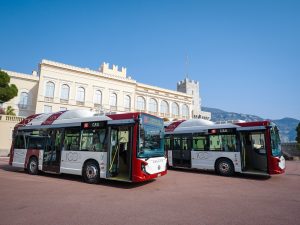Leszállította Monaco első elektromos midibuszait az Heuliez