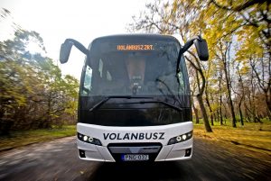 Huszonöt darab távolsági autóbusz beszerzésére indított közbeszerzést a Volánbusz