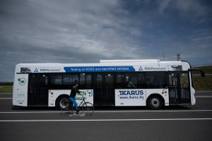 Teszteli a 2024-től kötelező holttérfigyelő rendszert az Ikarus