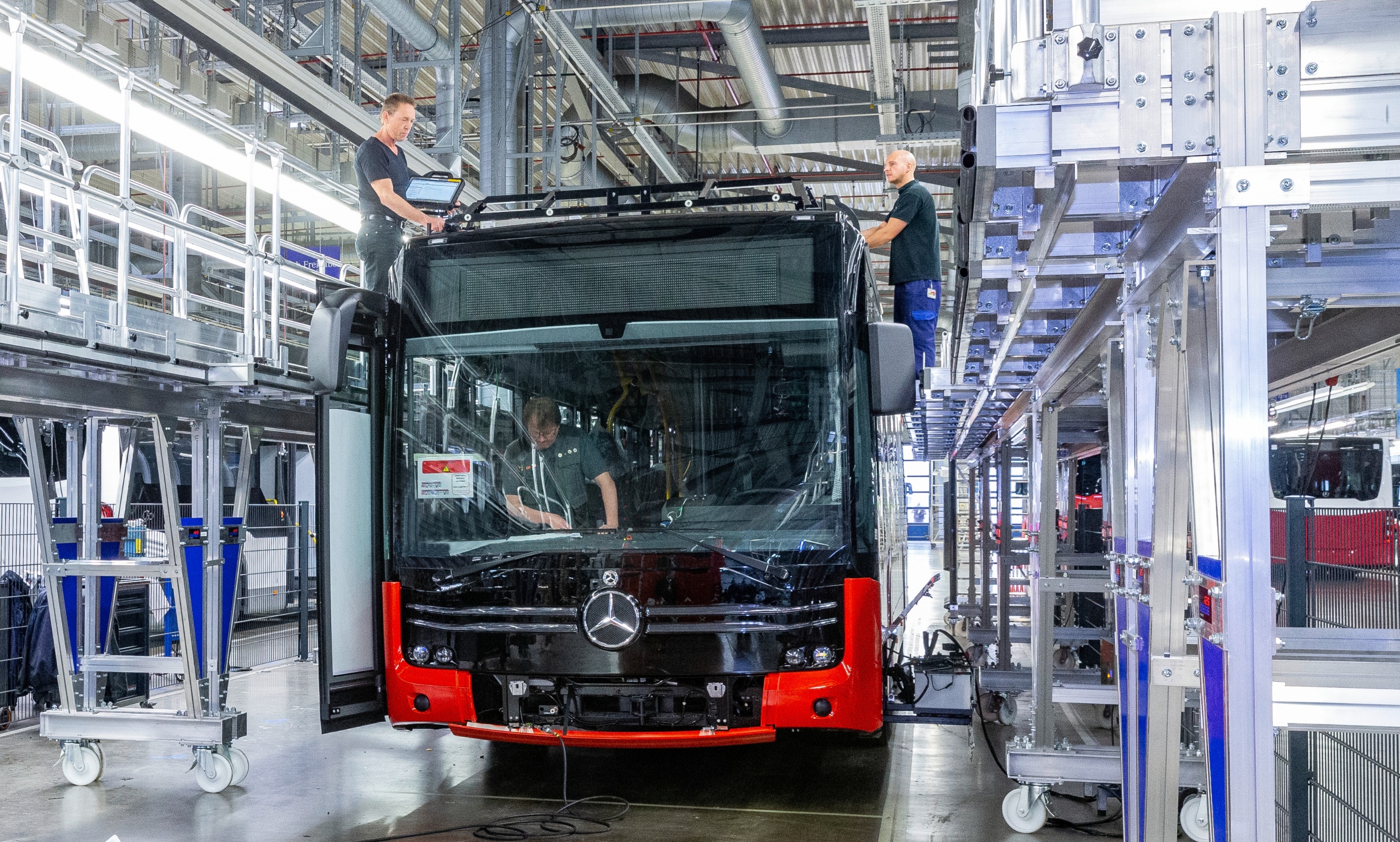 A Daimler Truck AG leépítené a buszgyártást Mannheimben