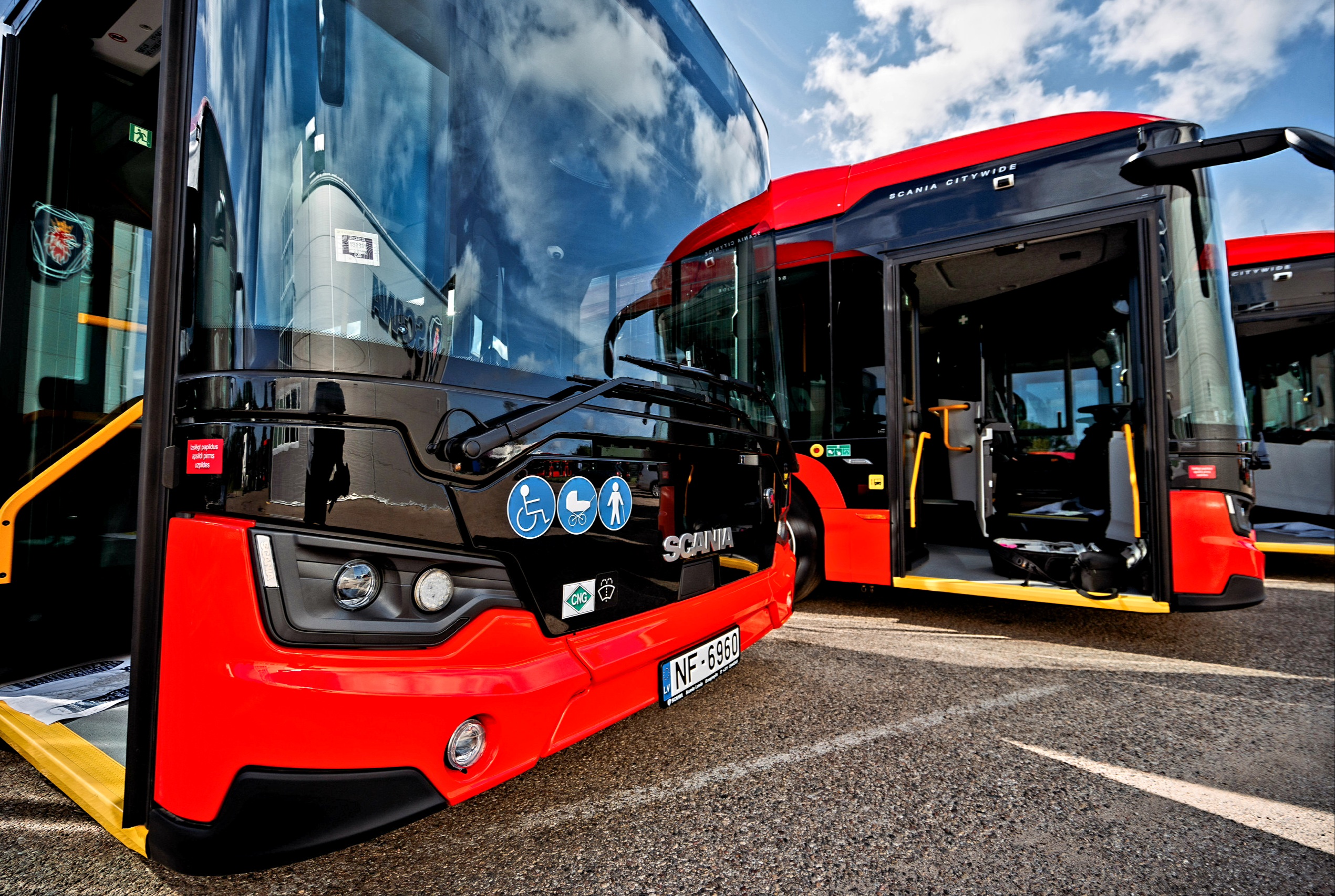 November végéig eldől, vehet-e új elektromos buszokat a BKV