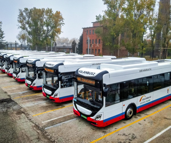 Teljes a székesfehérvári elektromos Ikarus 120e-flotta