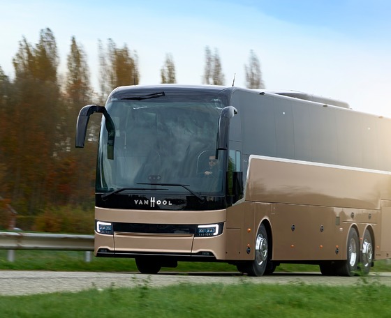 A nagy elődök útján: bemutatkozik az új Van Hool T-sorozat