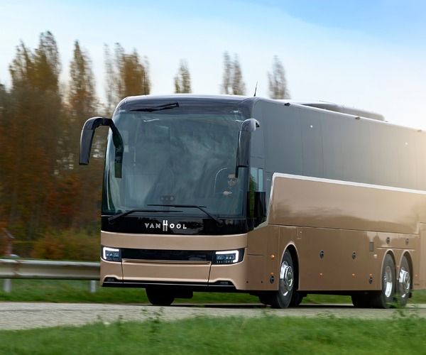 A nagy elődök útján: bemutatkozik az új Van Hool T-sorozat