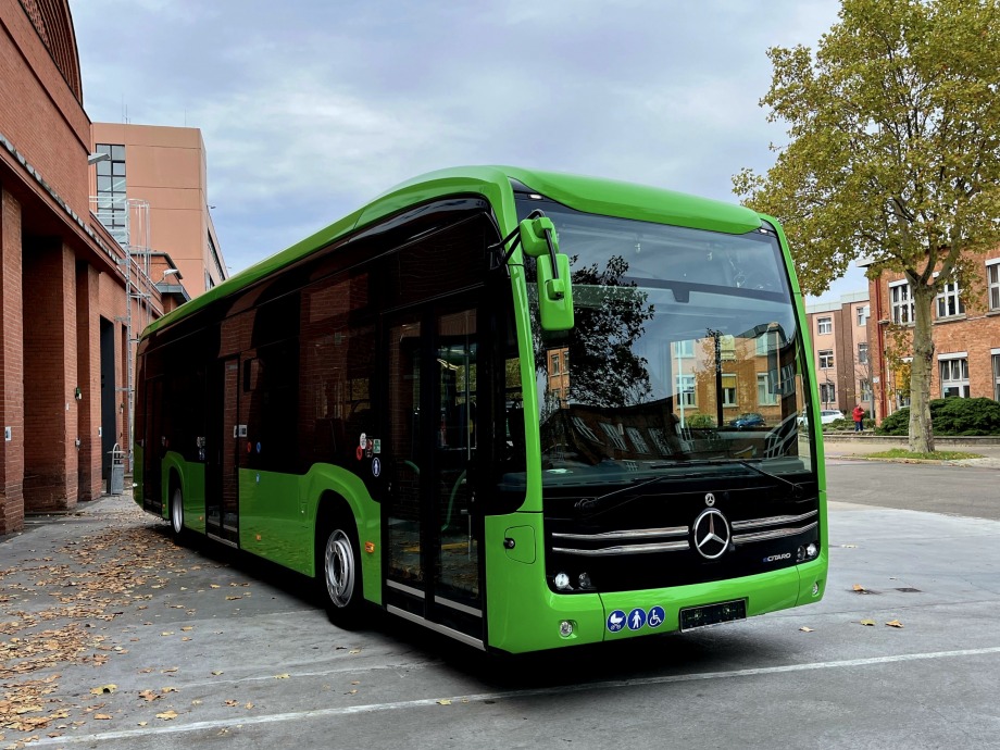 Első pillantás a leendő pécsi Mercedes-Benz eCitaro flottára