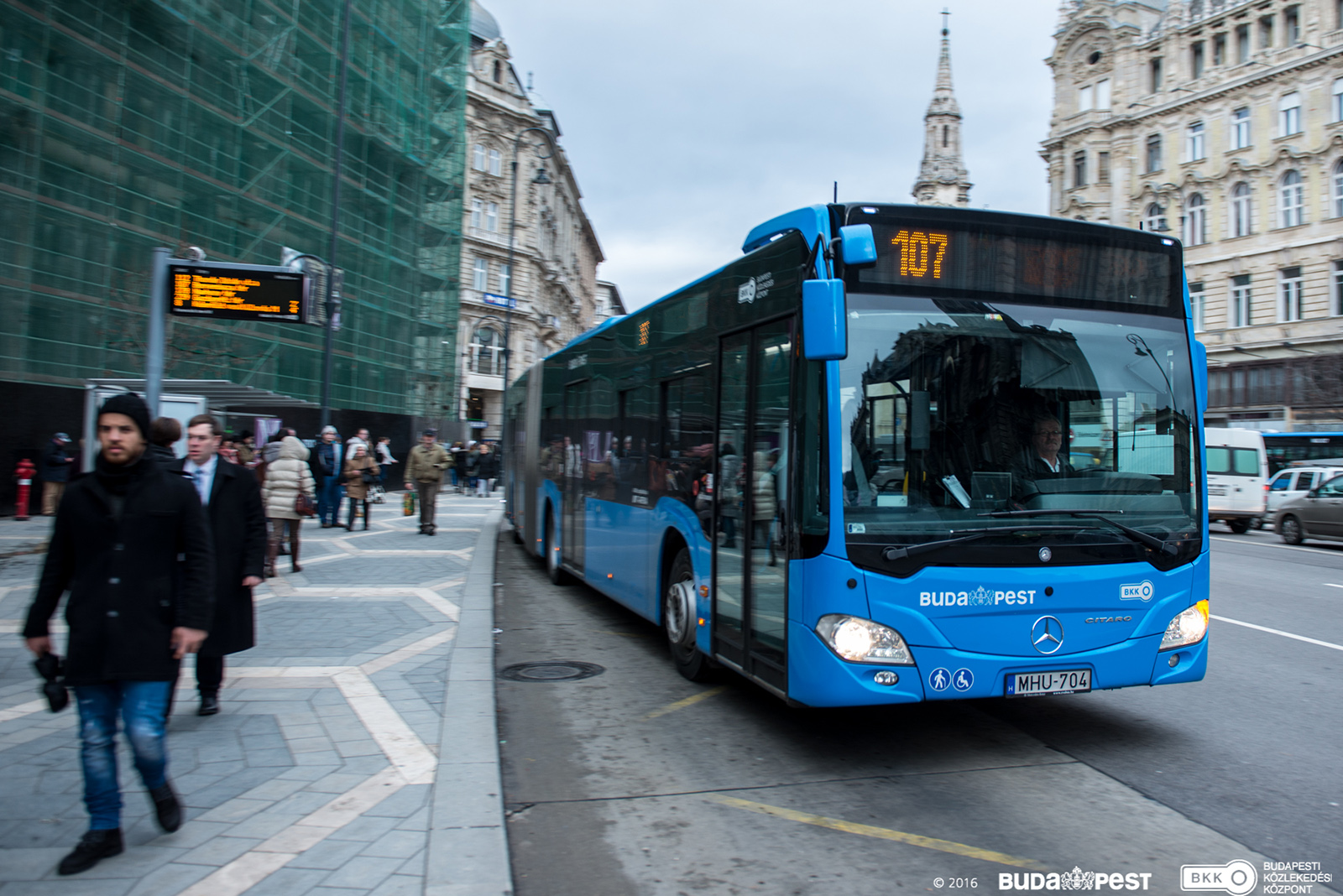 Novembertől az új 107-es buszjárat teremt kapcsolatot a BudaPart és a belváros között