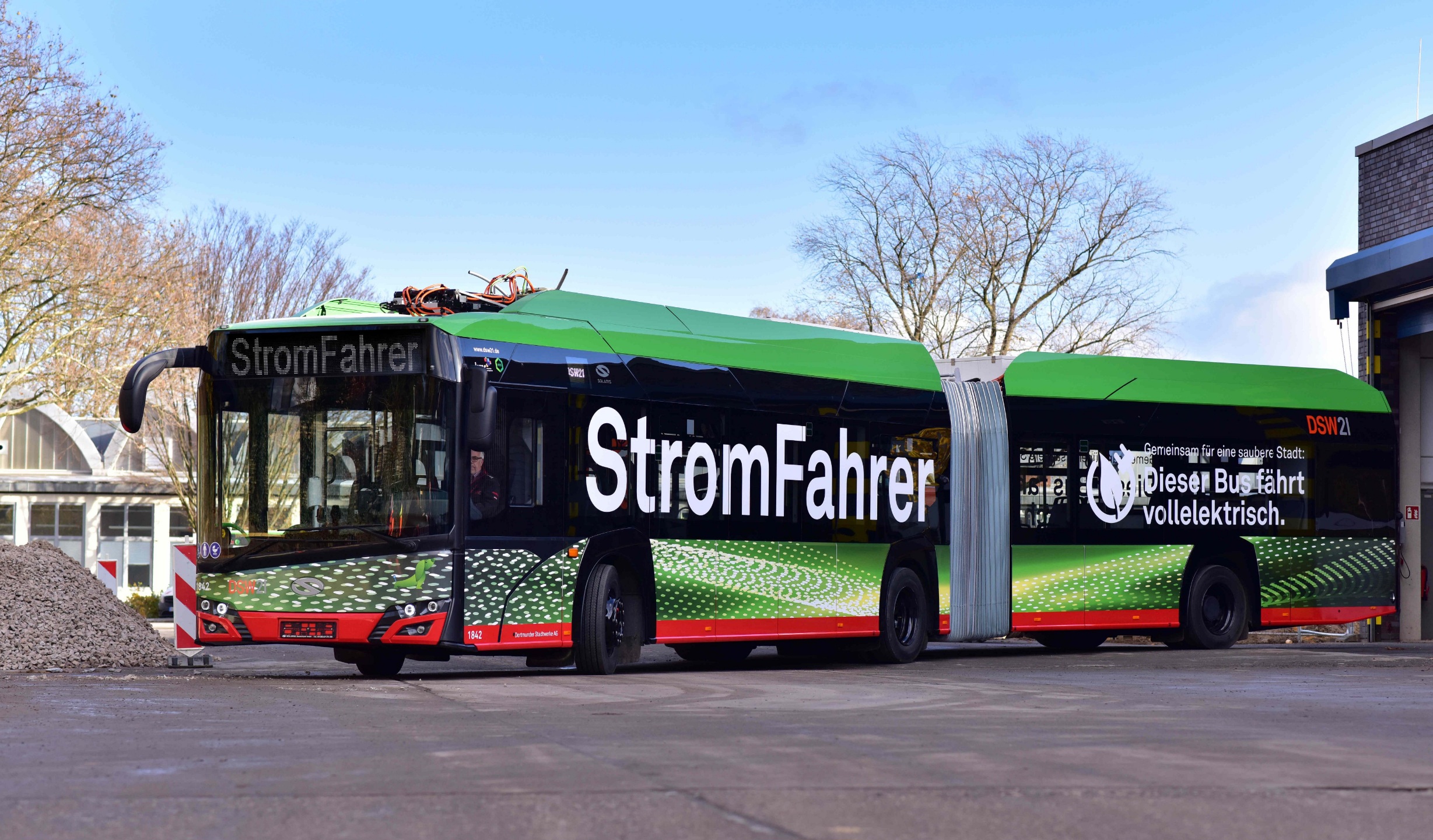 Befutott az első „StromFahrer” Solaris villanybusz Dortmundba