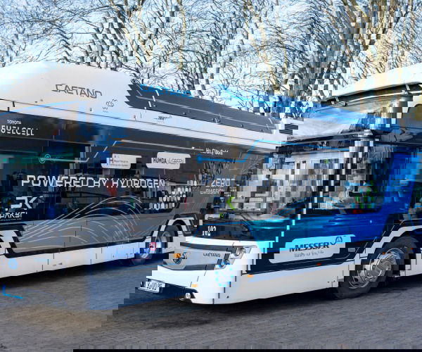 Az első magyar hidrogénbusz-beszerzésen dolgozik a kormányzat és a HUMDA