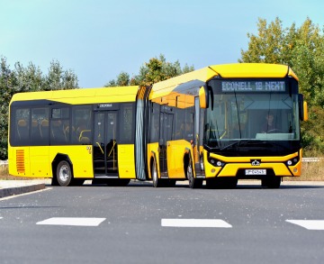 Megkötötték a beszerzési megállapodást, jöhetnek az Econell csuklósok a Volánbuszhoz