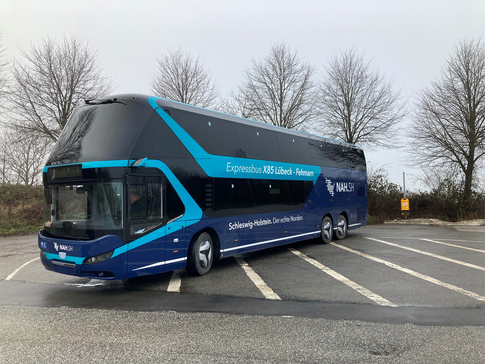 Vonatpótlás magas szinten - hat darab Neoplan Skyliner segítségével