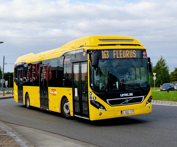 Újabb 97 öntöltő hibrid Volvo 7900-ast vásárol a vallon TEC társaság