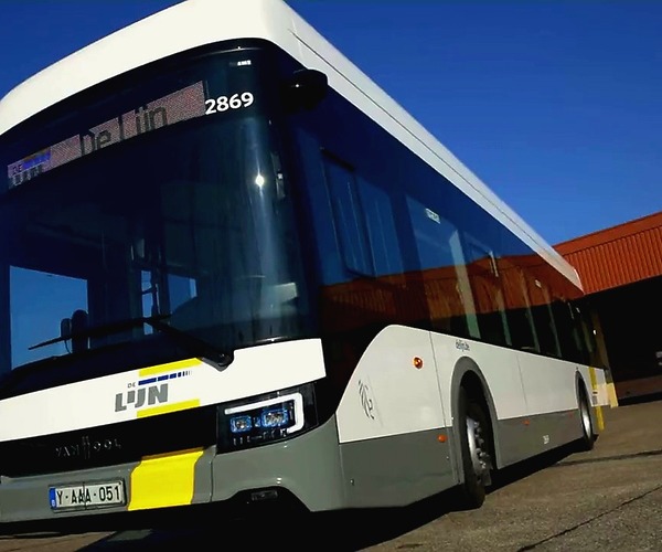 Megérkezett a flamand De Lijn első elektromos busza