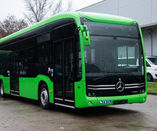 Töretlen a villanyhajtású buszok európai térhódítása