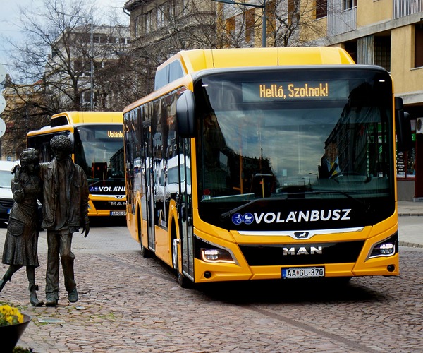 Negyven gázüzemű Lion’s City áll forgalomba Szolnok környékén