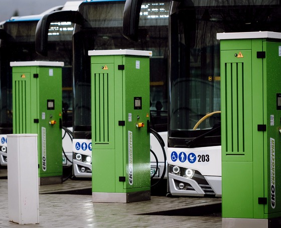 Elektromos Solarisokkal utazhatnak a marosvásárhelyiek