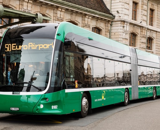 Duplacsuklós villanybuszt tesztel az elektromobilitástól állítólag elfordult Wiesbaden