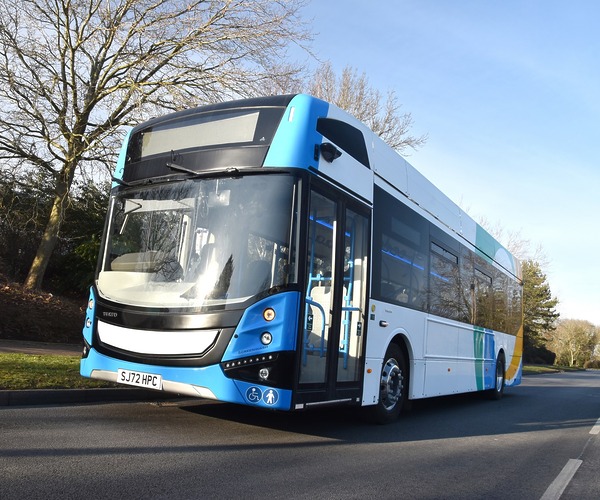 További 170 darab Volvo alvázas MCV villanybuszt vásárol a Stagecoach