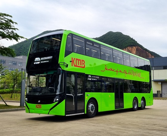 Megérkezett az első újgenerációs Alexander Dennis Enviro500EV emeletes busz Hongkongba