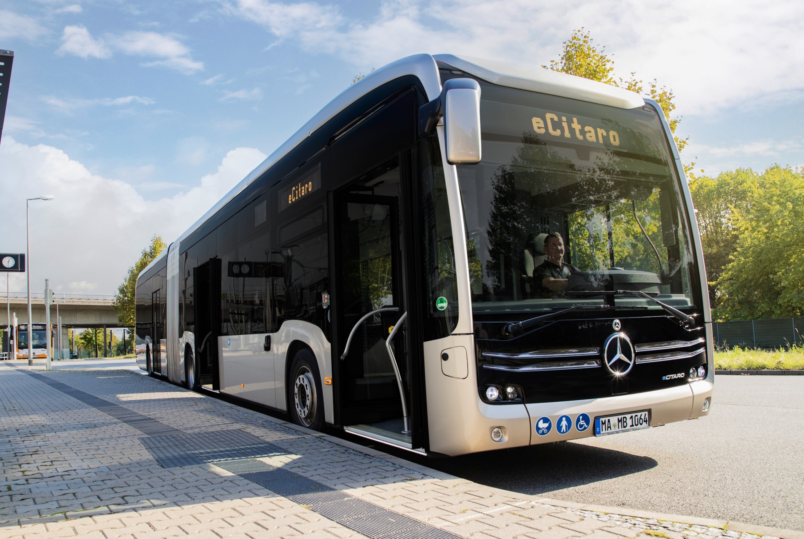 Már több mint 1000 eCitaro gördült le a mannheimi gyártósorokról