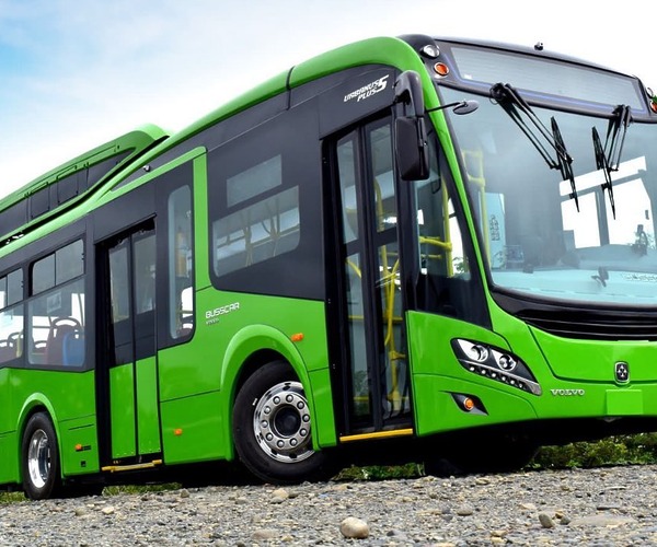 Apró villanybuszt mutatott be Volvo BZL alvázon a Busscar