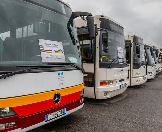 A Volánbusz 34 autóbuszt adományozott a háború sújtotta Ukrajnának