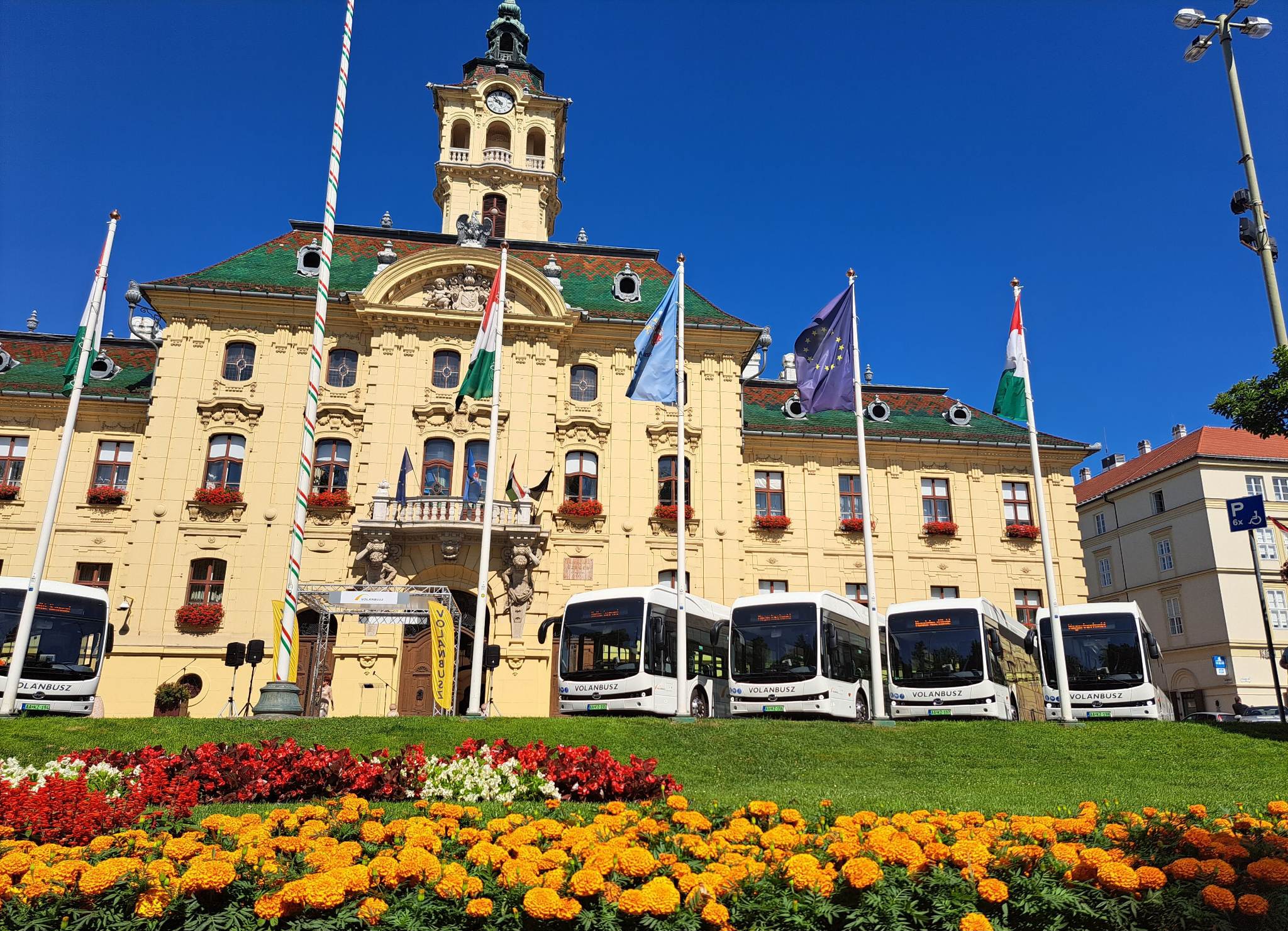 received 270591318977792