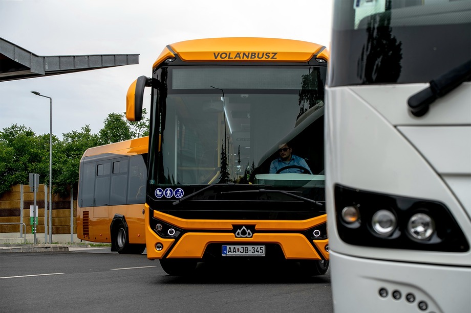 Három megye osztozik a Volánbusz Econell csuklósain