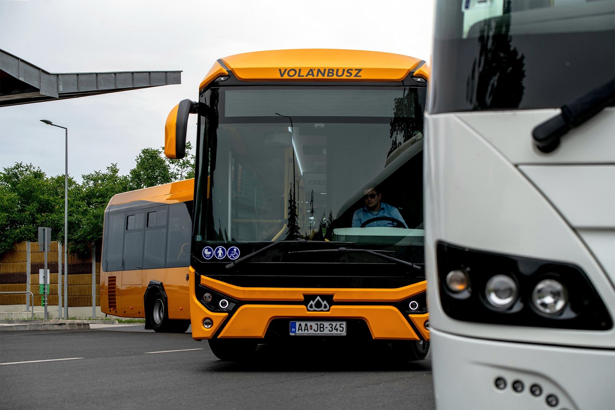 Három megye osztozik a Volánbusz Econell csuklósain