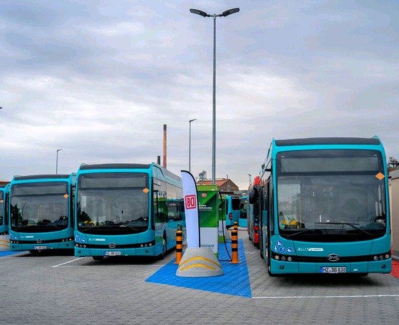 Komáromban összeszerelt BYD-ket állít forgalomba a Deutsche Bahn Frankfurtban