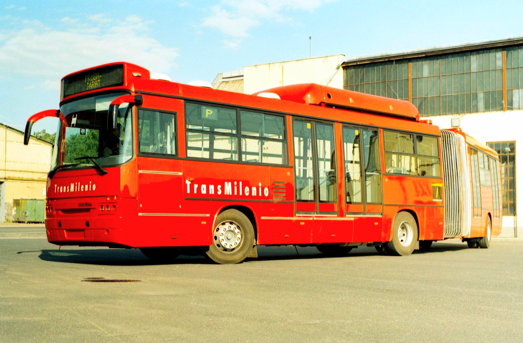 Merész próbálkozás - a bogotái TransMilenio Ikarus C83-asának története