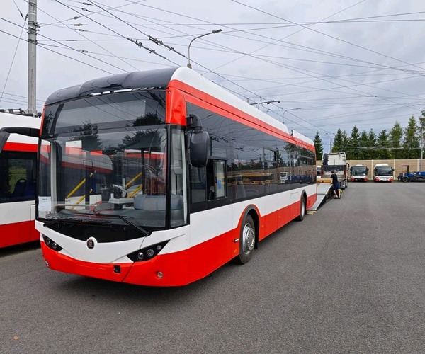 Három Škoda T’City trolibusz áll forgalomba Opavában