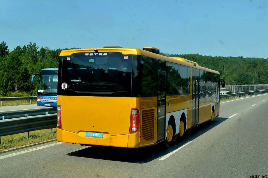 Érkezik a háromtengelyes Setra S 518 LE a Daimler Buses kínálatába