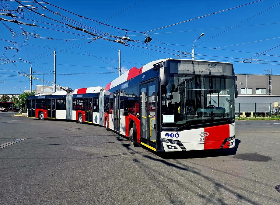Bemutatta a Škoda az első prágai Solaris-Škoda Trollino 24-est