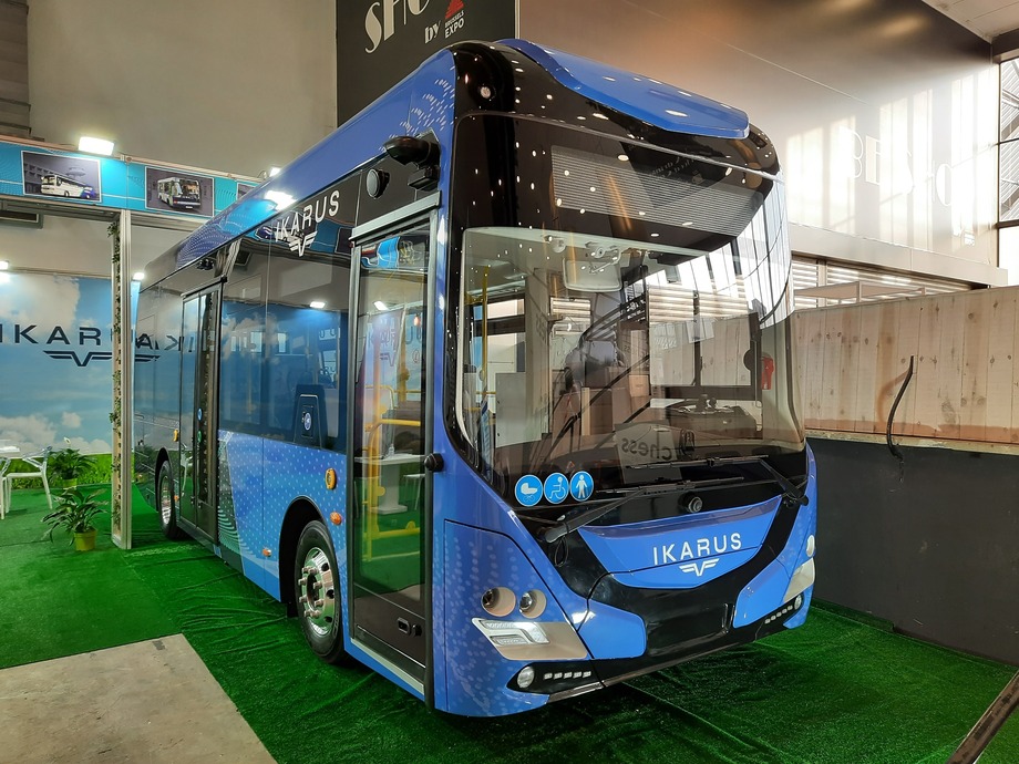 Busworld Europe 2023: vadonatúj elektromos midibuszt mutat be az Ikarus