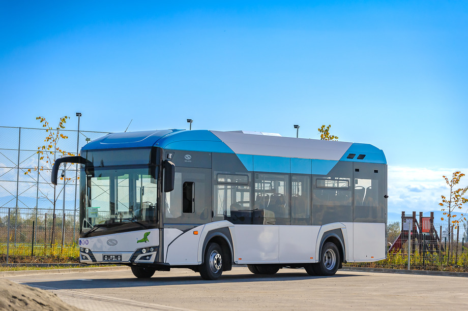 Megérkeztek az első elektromos autóbuszok Sepsiszentgyörgyre