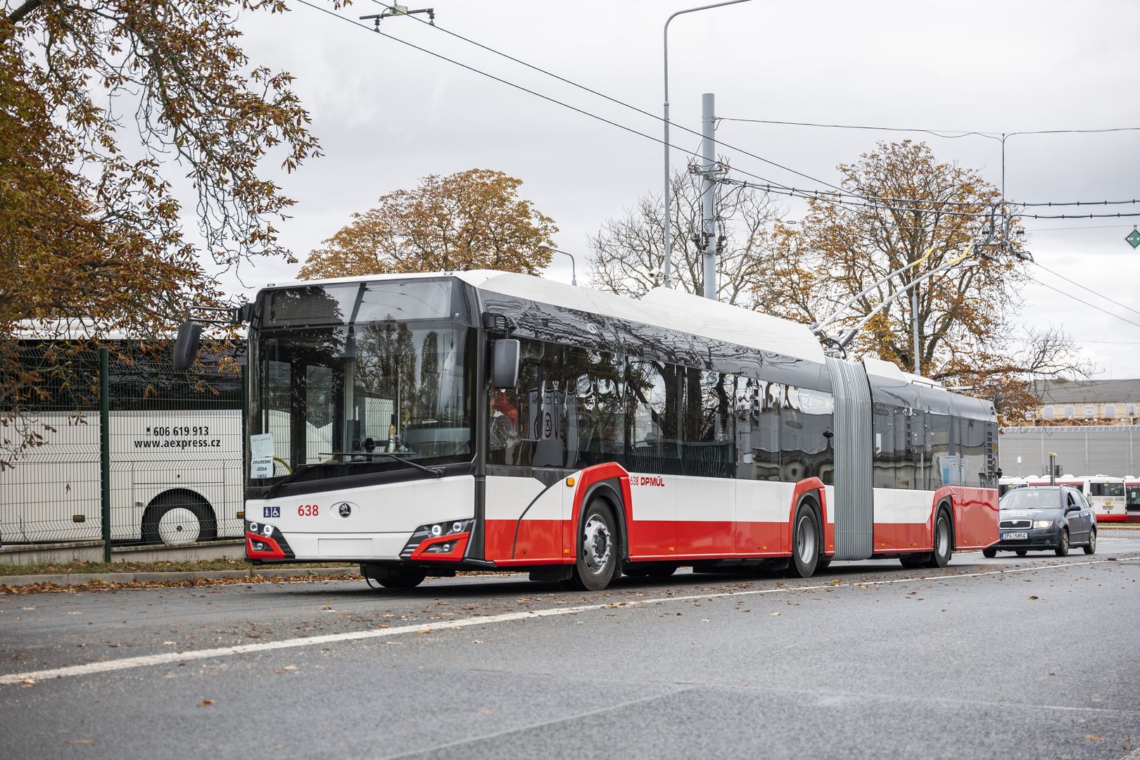 Megkezdődtek Ústí nad Labem első új Škoda 27 Tr trolibuszának próbafutásai 2 398291079 662939752615045 5200285681839958968 n
