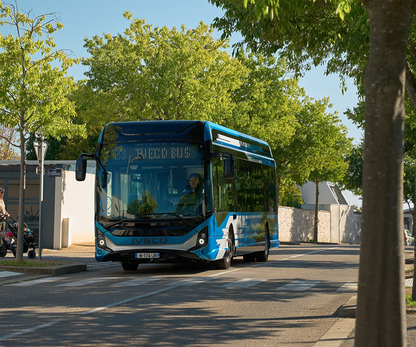 Alaposan kiveszi a részét az Iveco Bus a milánói flottacseréből