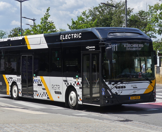 Megérkezett az első megrendelés az egyiptomi gyártású Volvo 7900-as villanybuszokra