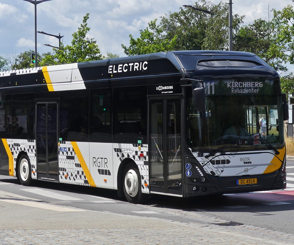 Megérkezett az első megrendelés az egyiptomi gyártású Volvo 7900-as villanybuszokra