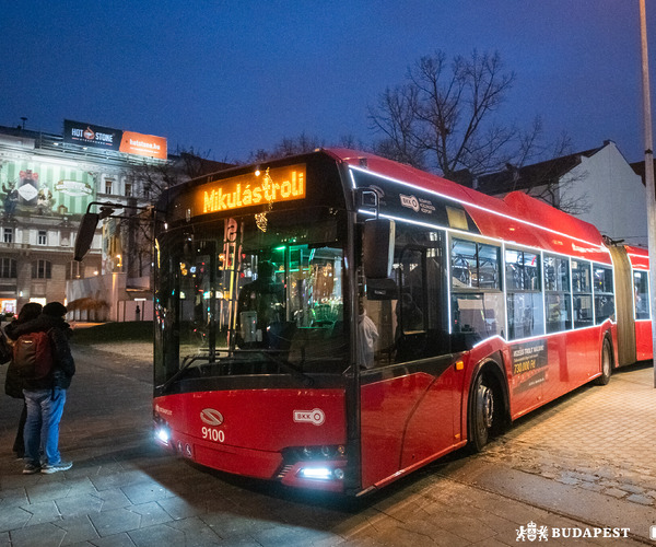 Idén is utazhatunk Mikulástrolival a fővárosban