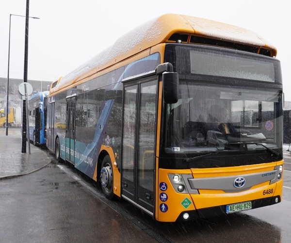 Elindult a HUMDA és a Volánbusz közös hidrogénbusz-tesztje a budapesti agglomerációban