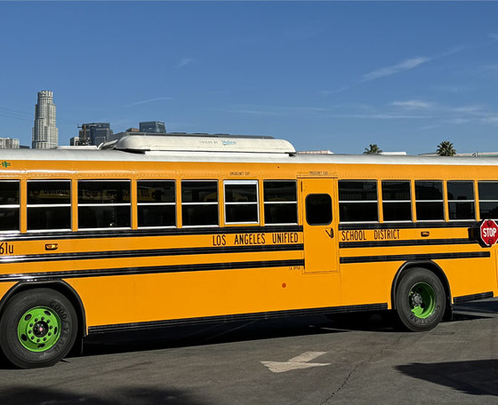 Rekordmegrendelést kapott elektromos iskolabuszokra a Blue Bird