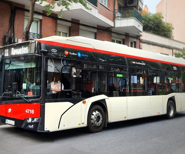 Harmincnyolc Solaris hidrogénbusszal bővíti alternatív hajtású flottáját a TMB Barcelona
