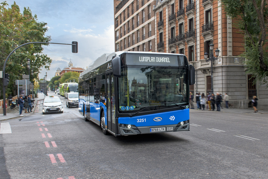 Urbino12CNG Madryt cimlapkep