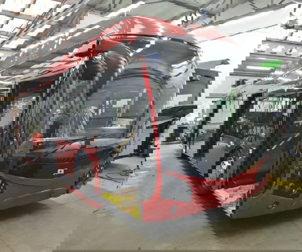 Megérkeztek az első fotók Szeged vadonatúj SOR trolibuszairól