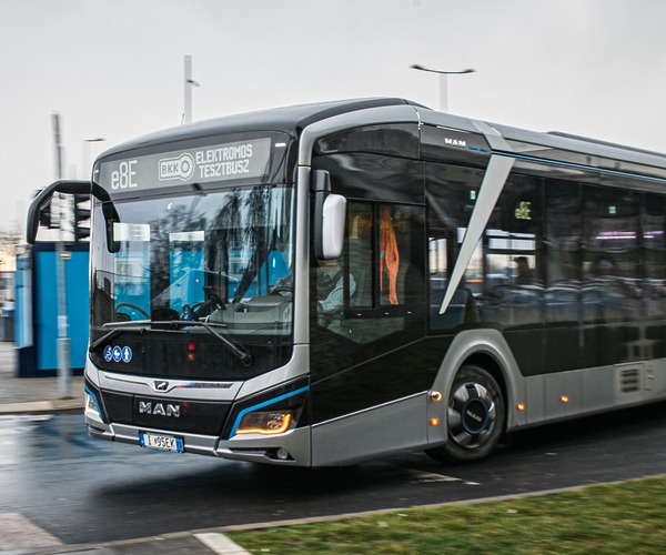 Megvannak a pályázók a BKK csuklós és midi villanybuszos üzemeltetési pályázataira