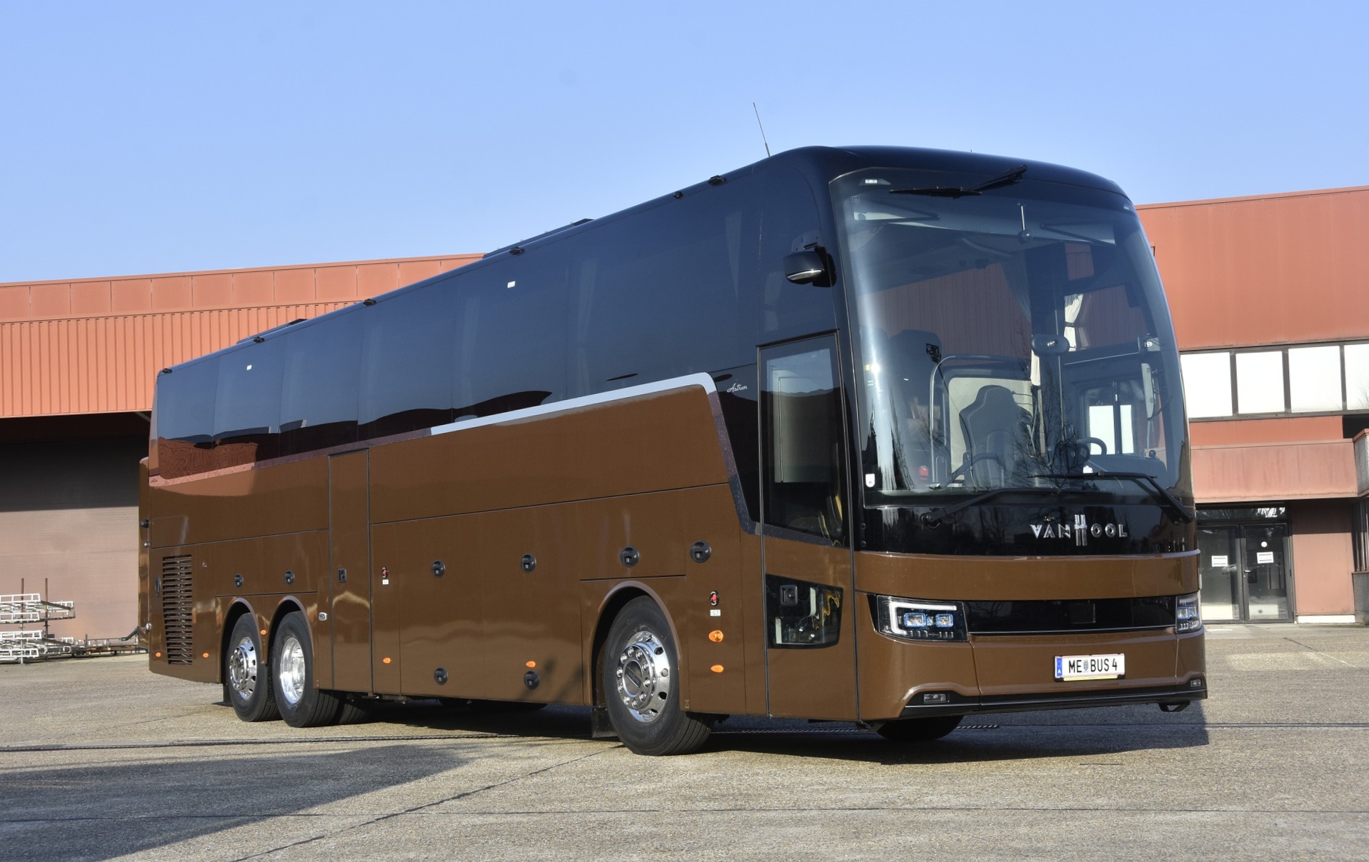 A konkurencia kezére kerül a mai nappal hivatalosan is csődbe ment Van Hool 2 431266868 807009098132578 820774712532474475 n