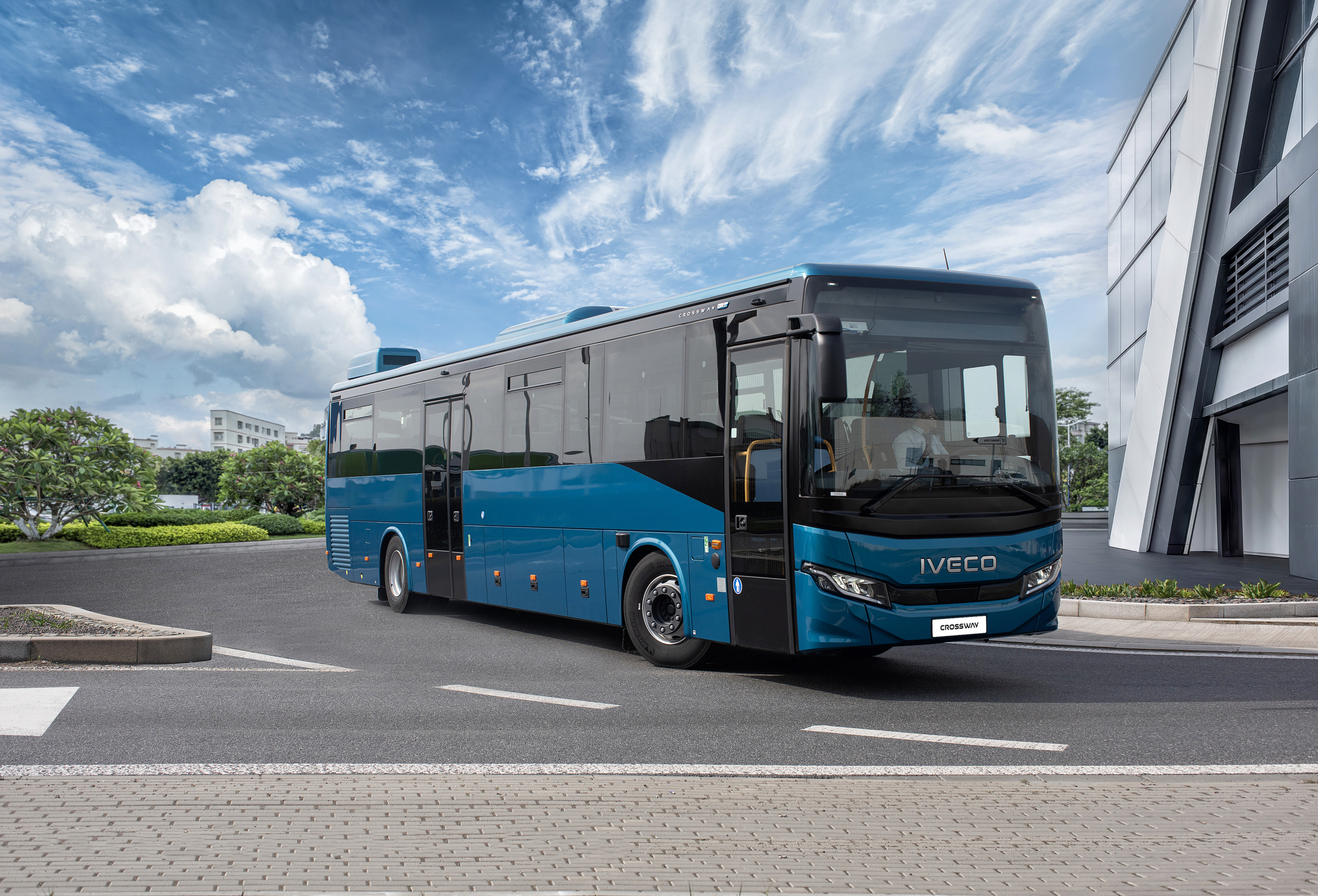 Lágyhibrid hajtást kap az Iveco Crossway normálpadlós változata