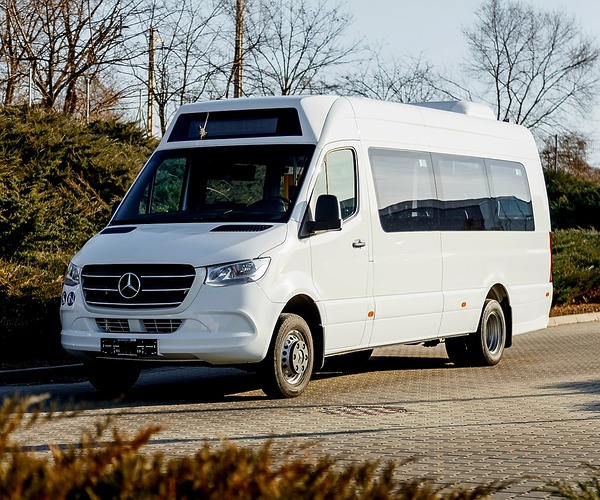 Hazai karosszálású minibuszt tesztel a Volánbusz